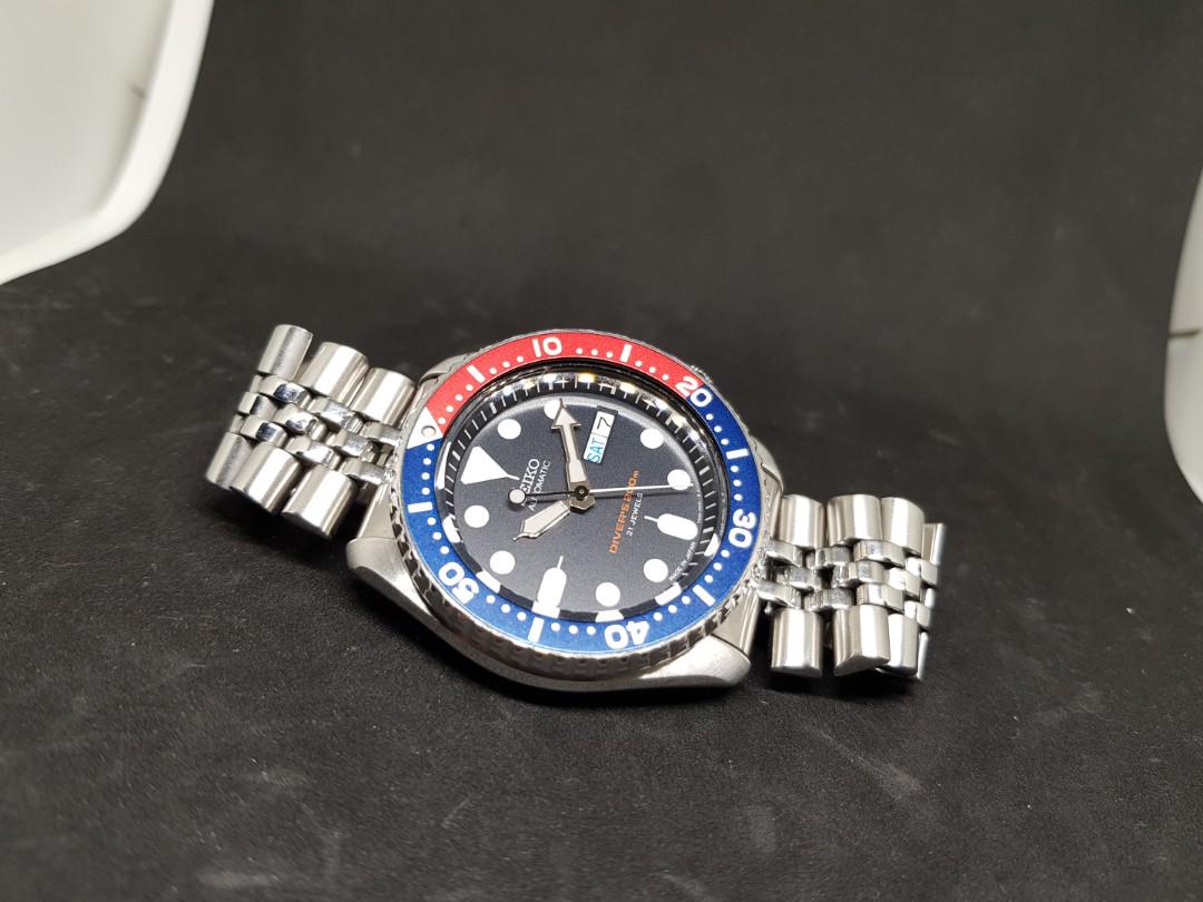 Seiko SKX009J japan edition with original seiko jubilee bracelet 200m iso certified dive watch Men s Fashion Watches Accessories Watches on Carousell