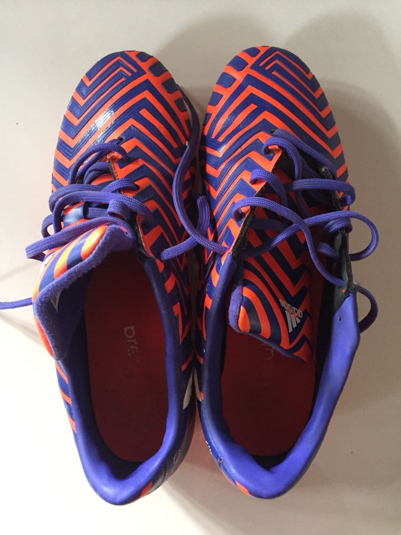 Sepatu bola cheap adidas absolado