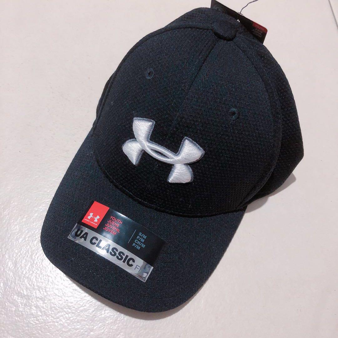 Under armour Cap/hat classic, Men's Fashion, Watches & Accessories, Caps &  Hats on Carousell