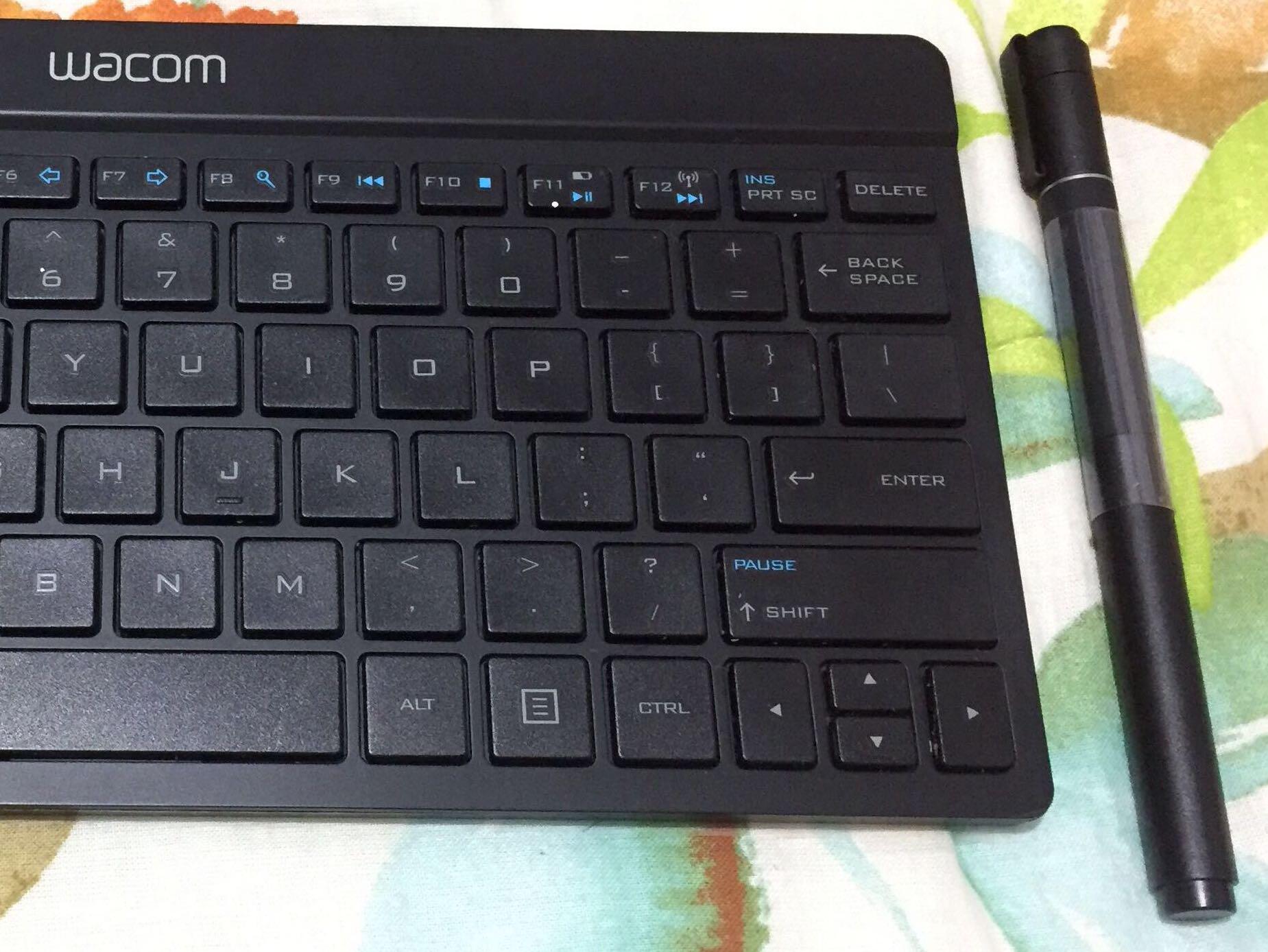 wireless keyboard + Pen, 電腦＆科技, 商務用科技產品 Carousell
