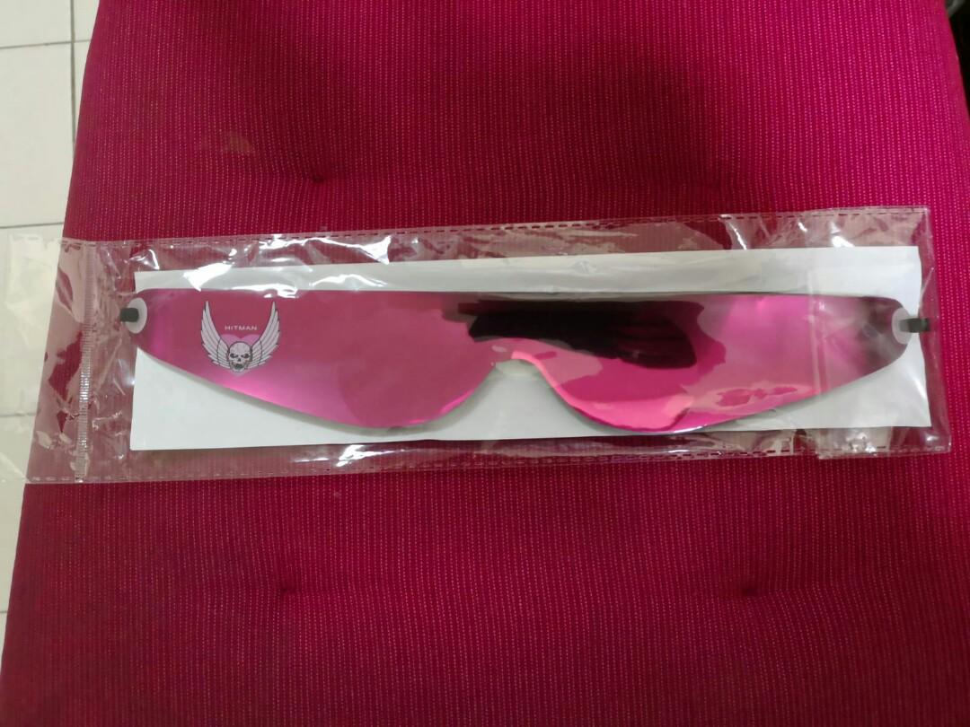 Wwe Bret Hitman Hart Shades Vintage Collectibles Vintage Collectibles On Carousell