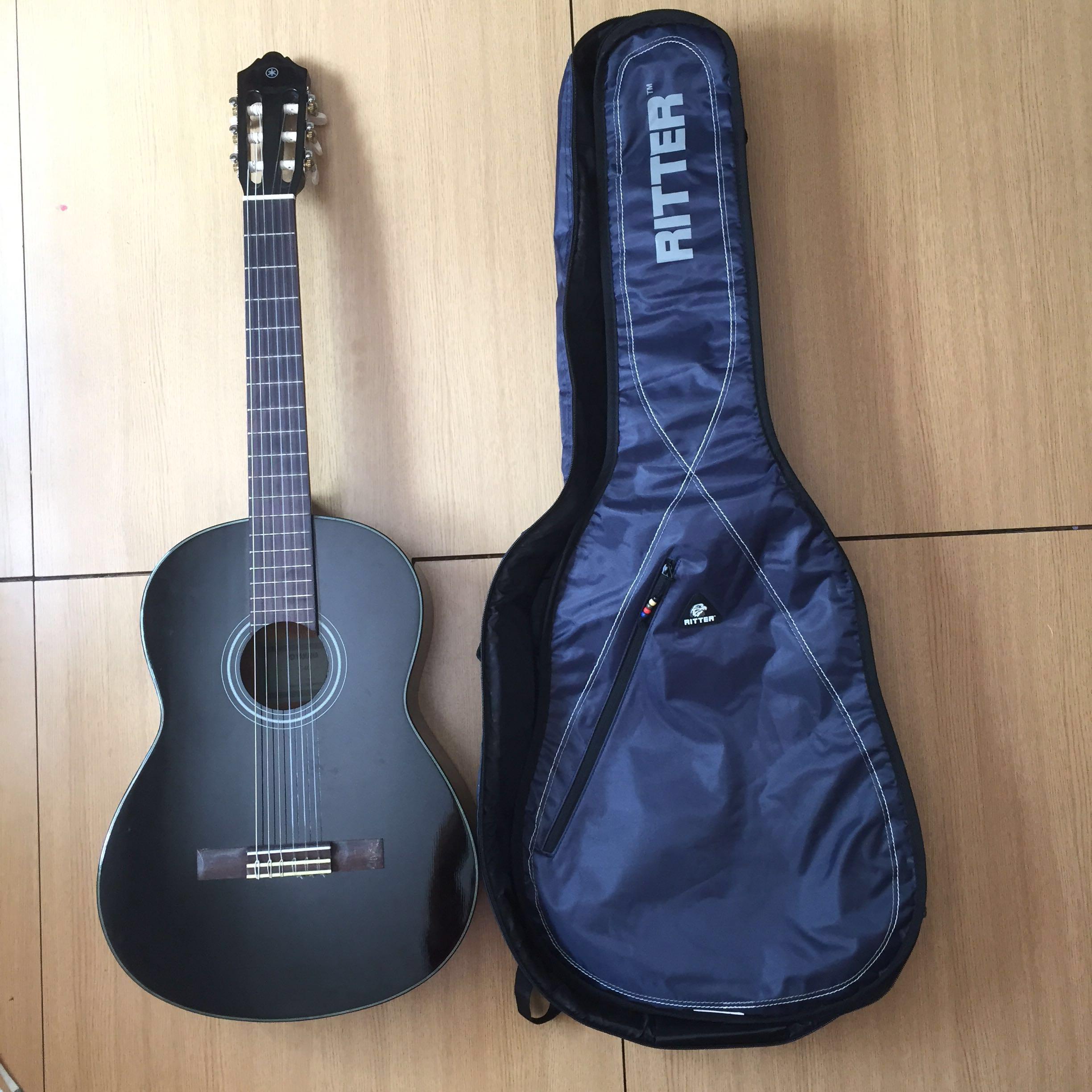 Black Yamaha c40 Acoustic Guitar BN Ritter guitar Carrier bag