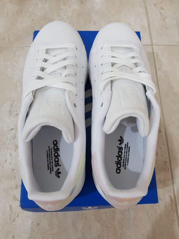 BNIB Adidas Stan Smith Women s size US 8 Women s Fashion