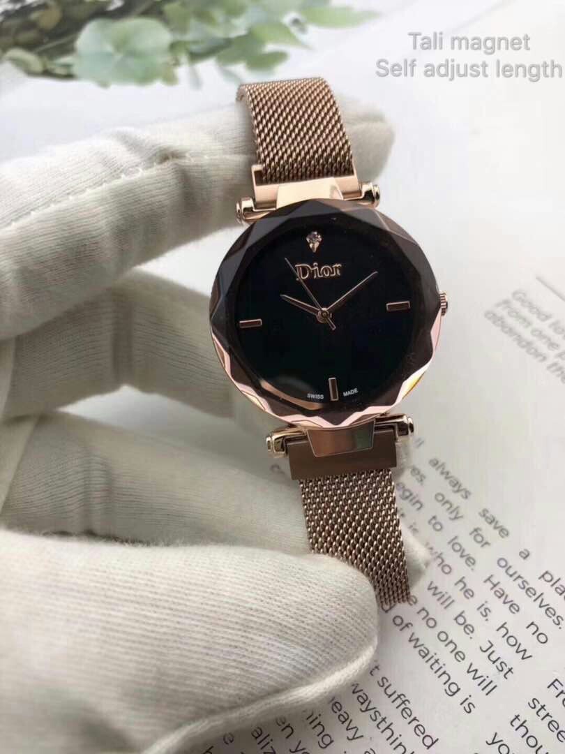 dior magnet original