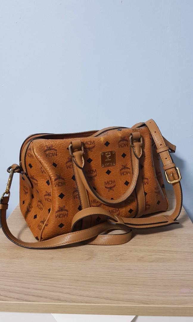 mcm classic bag