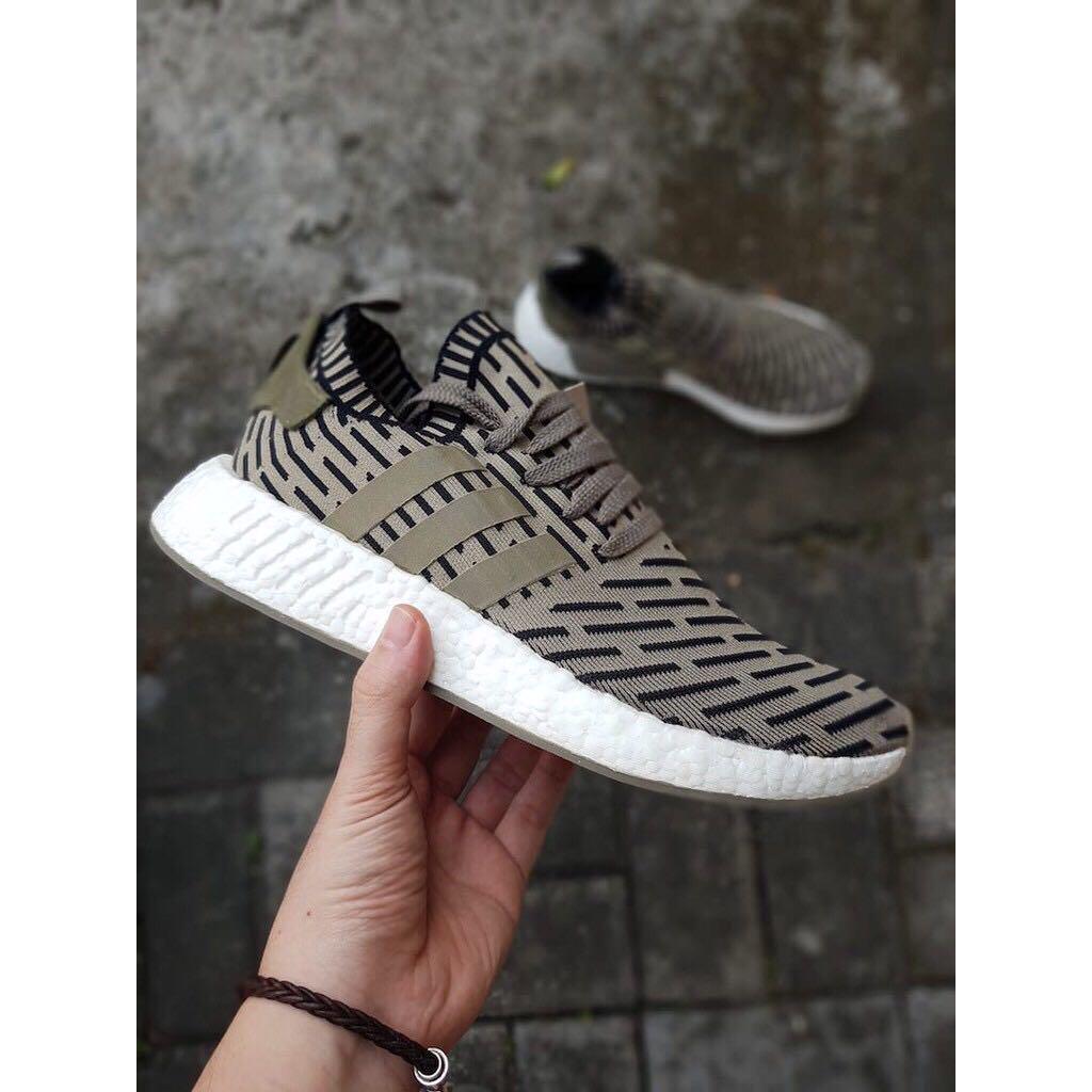 nmd r2 olive