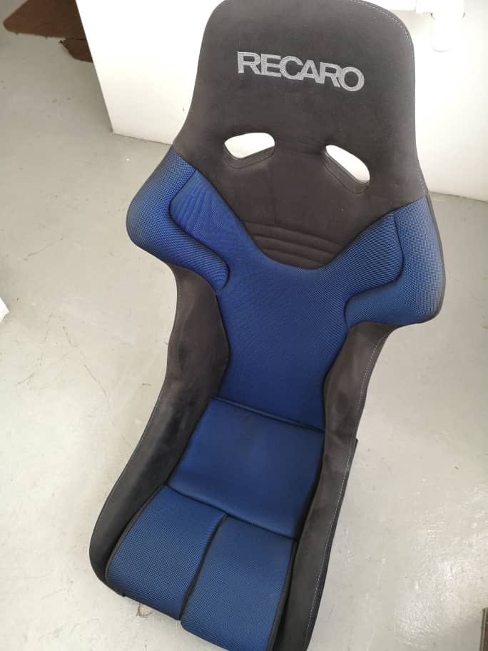 RECARO RSG, Car Accessories, Accessories on Carousell