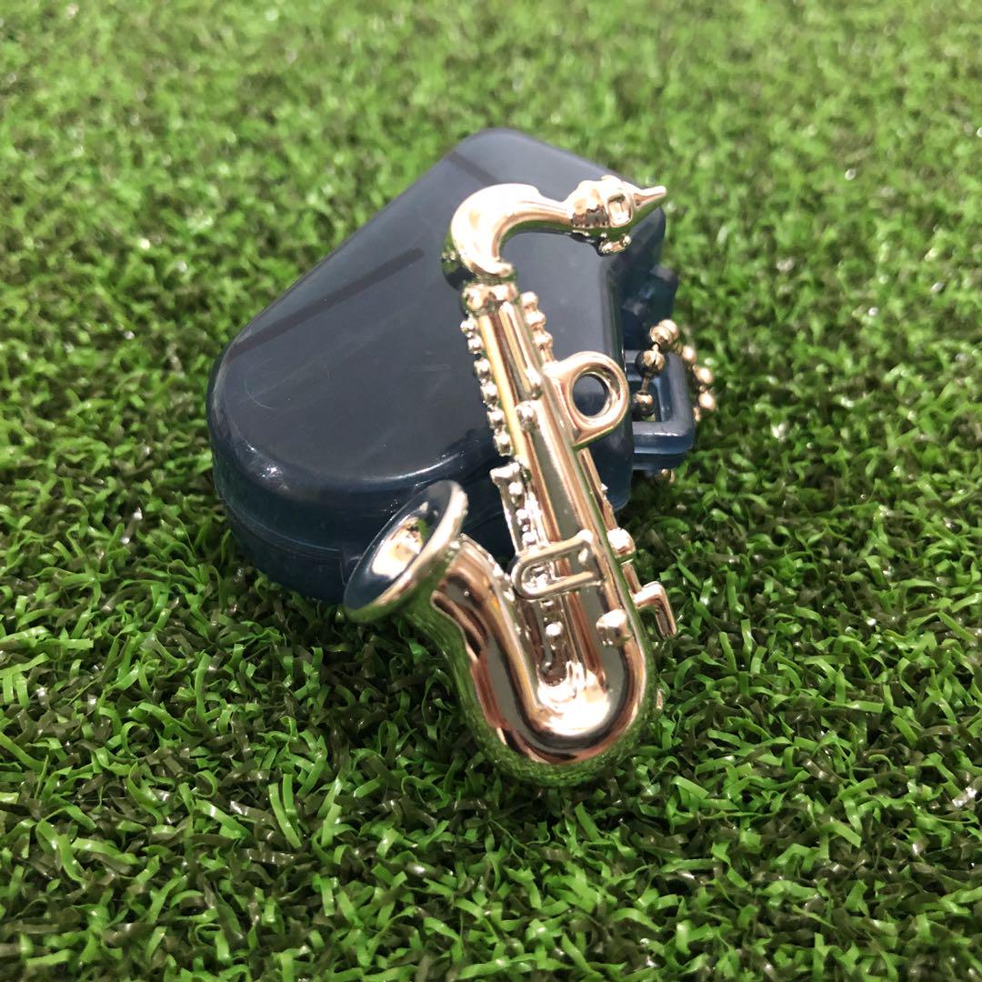 Saxophone keychain clearance