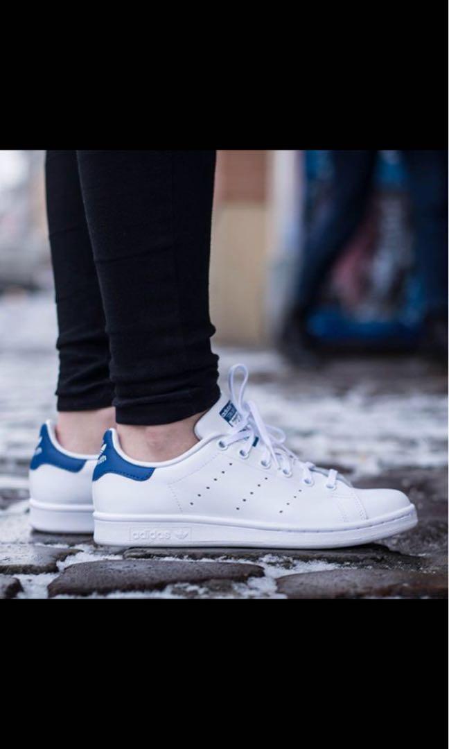 stan smith white and blue