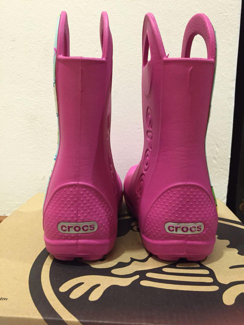 crocs hello kitty boots