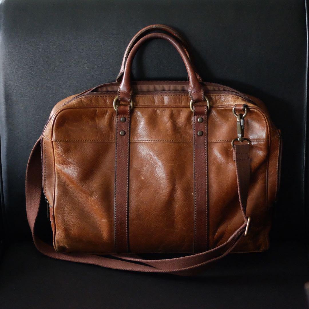 FOSSIL Men Leather Briefcase Bag, Fesyen Pria, Tas & Dompet di Carousell