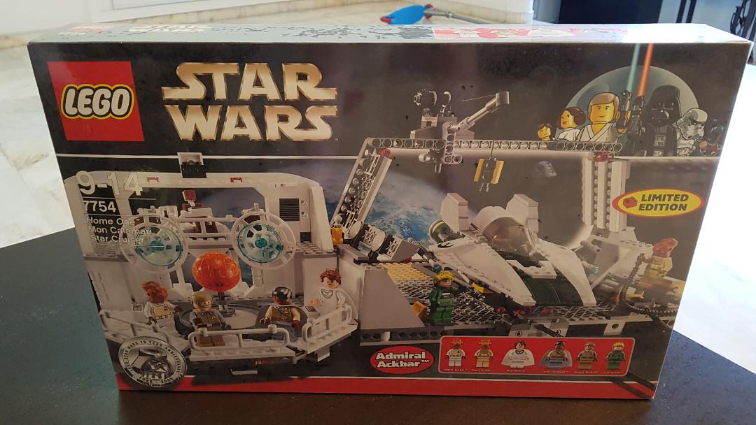 Factory Sealed Brand NEW Lego Star Wars 7754 Home One Mon Calamari Star Cruiser 