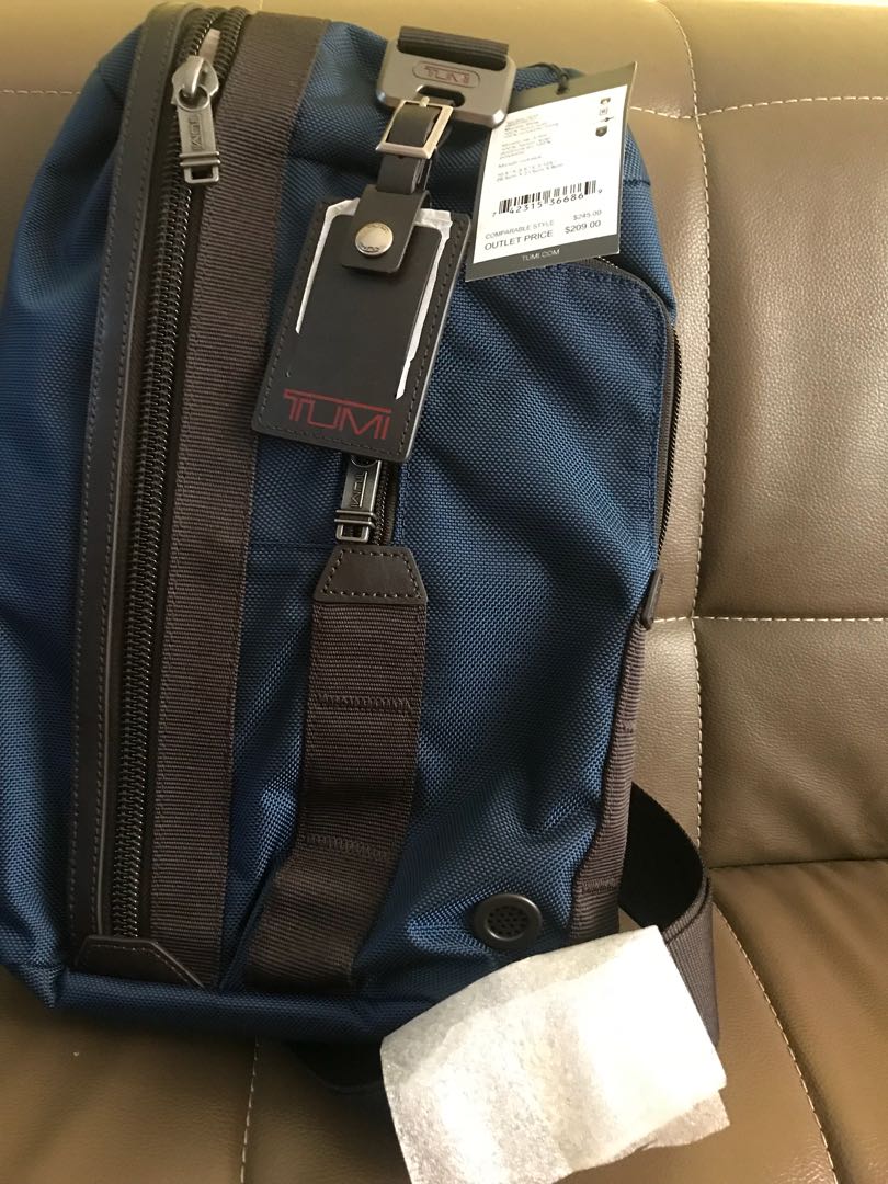 Tumi morado sling pack store