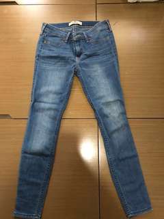 （分類：）位於 。 由 iamnotariel 提交（商品編號 179330776，圖片 1）。簡介： 。