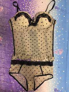 new without tags Sexy Lace Corset Lingerie with Underwear