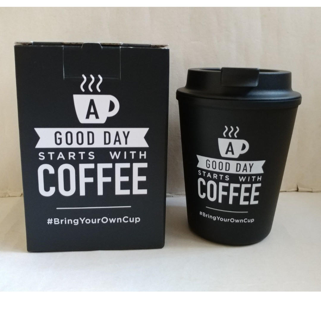 全新有盒mcdonald S Mccafe River Wallmug 麥當勞黑色咖啡杯隨行杯 傢俬 家居 廚具和餐具 茶具配件 Carousell