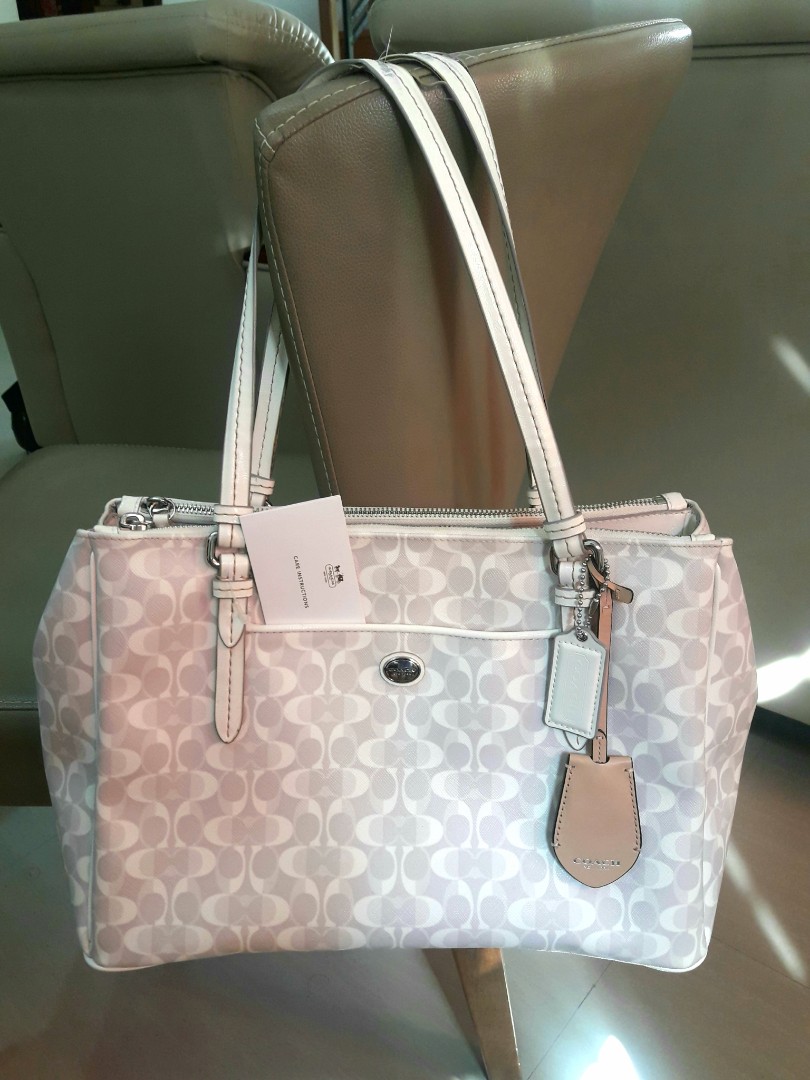 Authentic Coach Peyton Dream C Jordan Zip Carry All Handbags 25457 Photo