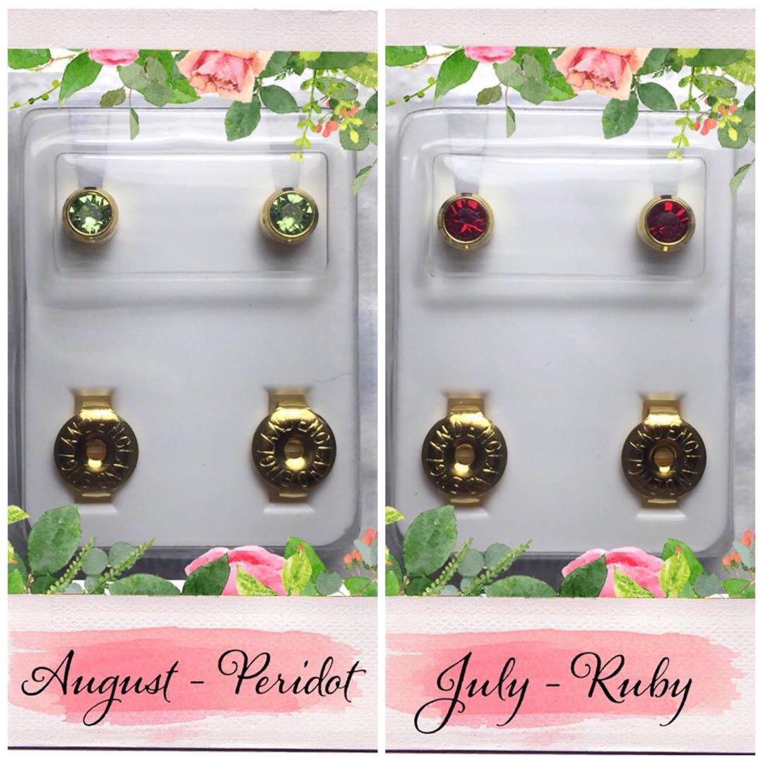 Caflon Sterile Earrings (Category: Other Baby Bathing & Changing Needs) located in Pasig City. Submitted by annebydesign (Listing ID 162795855, Image 3). Description: ** The difference between this sterile earrings vs the one in the malls/Broadway gems is that mine is UK made and not China/Korea 🌈 mine is 200 and the mall price is 299 😍 💯 Authentic Caflon UK Brand - Guaranteed sterile, sealed & hypoallergenic - 24ct gold plated - Non tarnish s