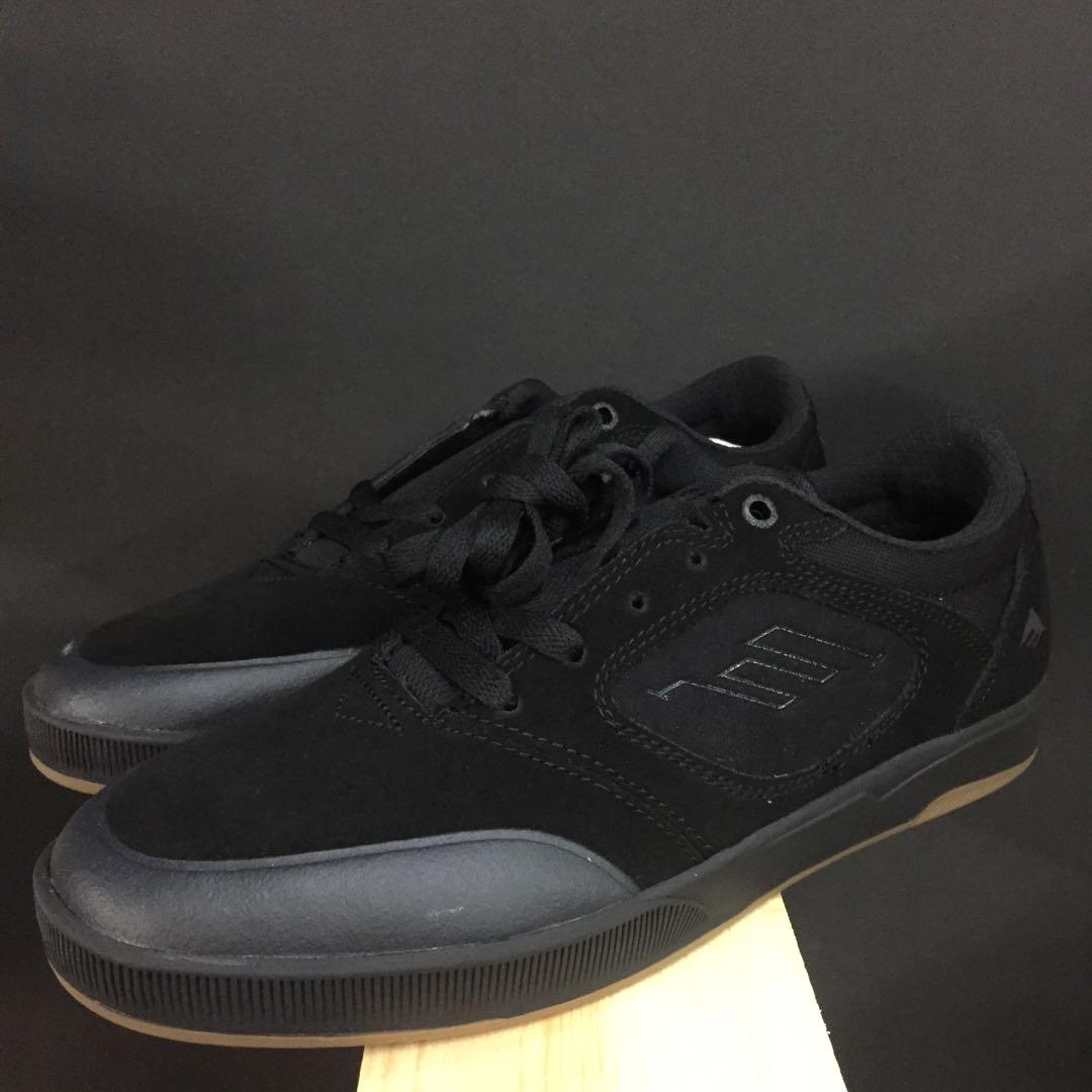 Emerica dissent store