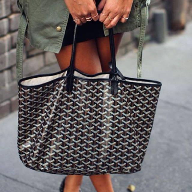 Goyard Crossbody Bag in Grey, Women's Fashion, Bags & Wallets, Cross-body  Bags on Carousell