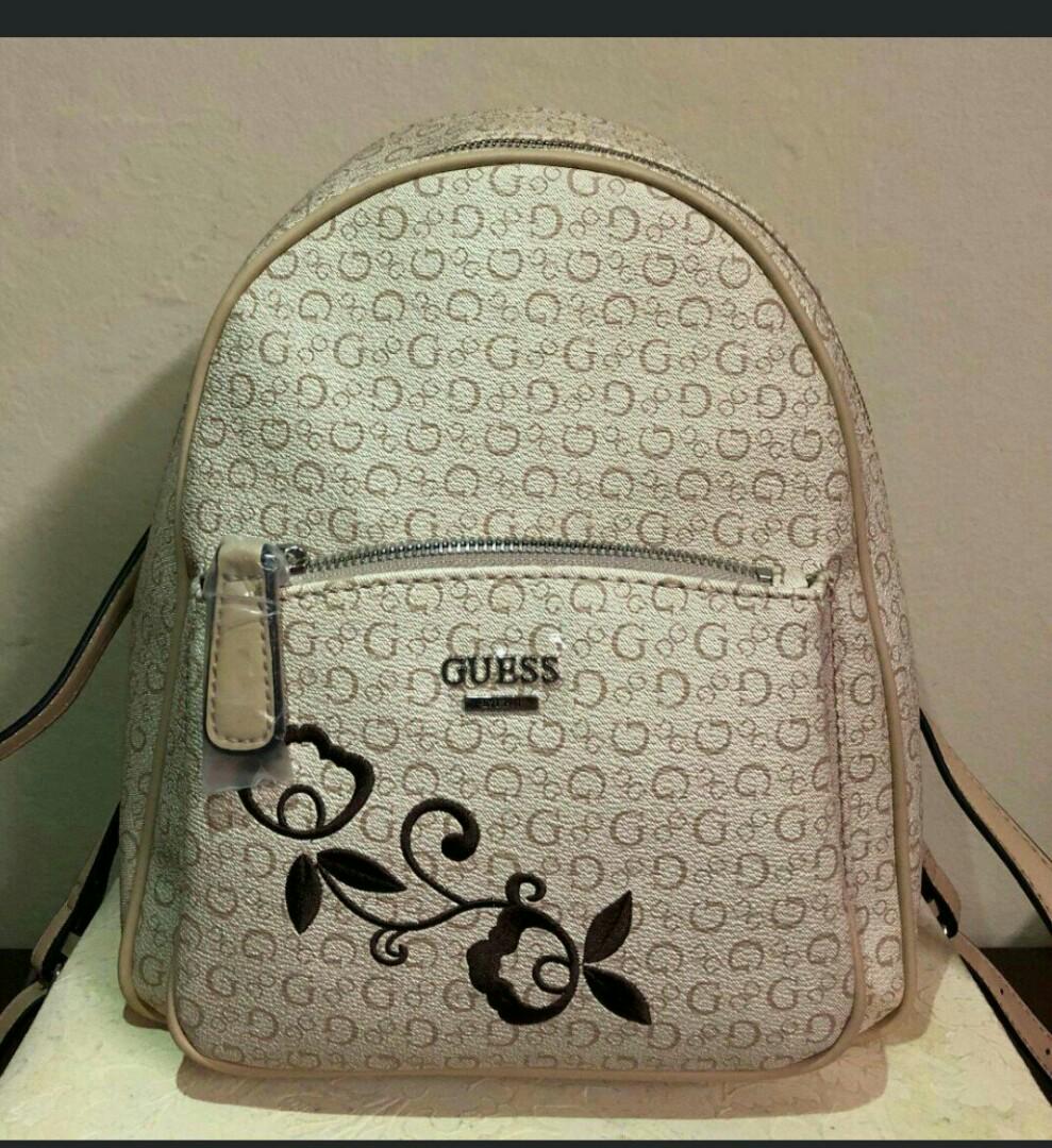 Guess hotsell backpack beige