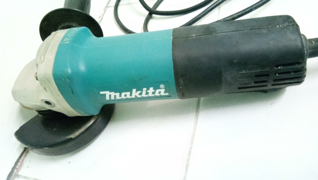 Makita grinder, Hobbies & Toys, Collectibles & Memorabilia, Religious