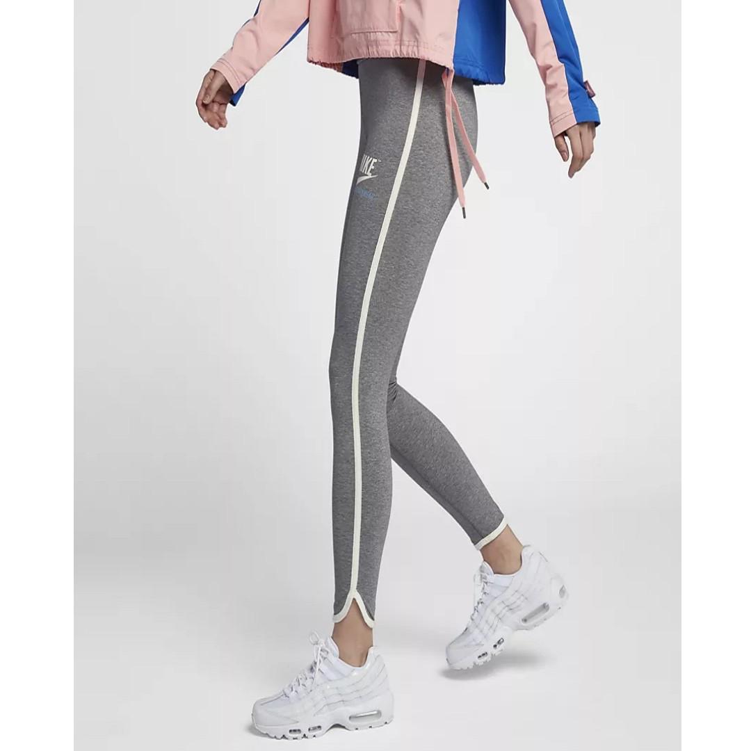 nike sportswear leggings