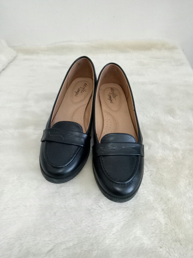 payless loafers womens