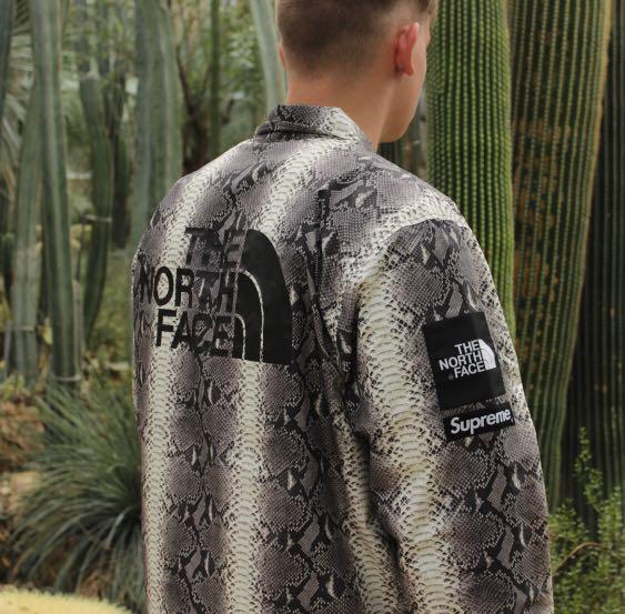 Supreme x The North Face Snakeskin Coaches Jacket M