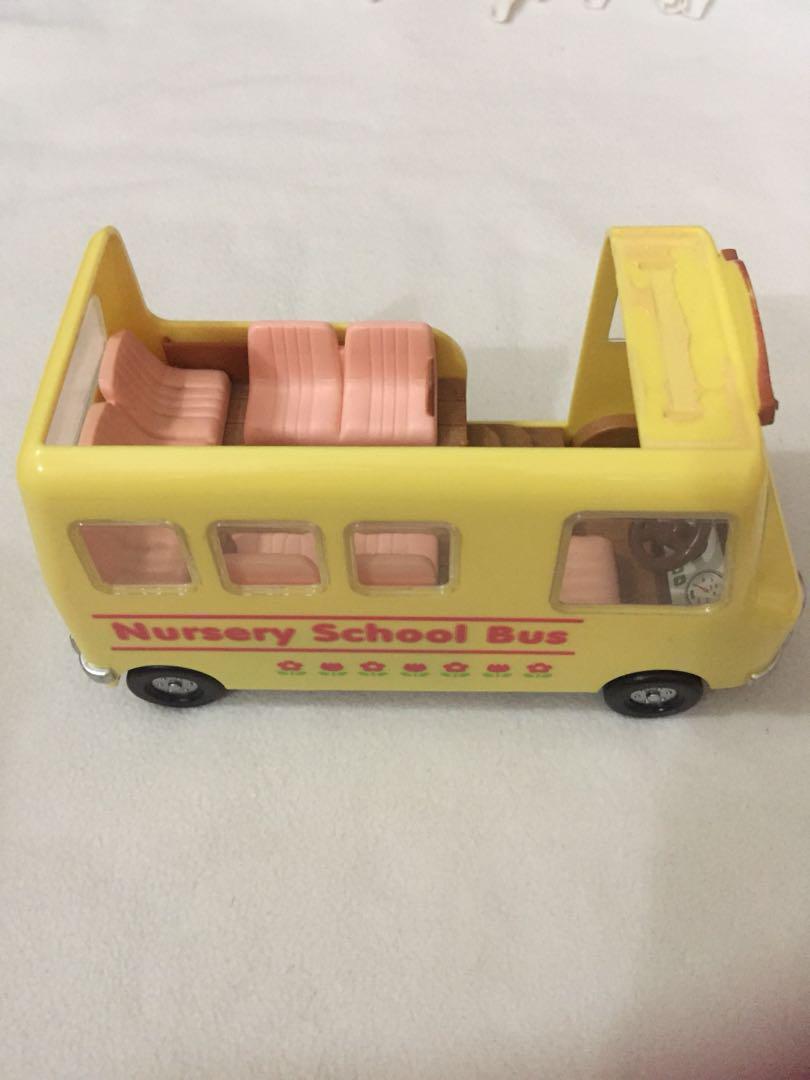 sylvanian school bus