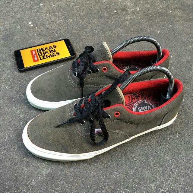 vans era spitfire