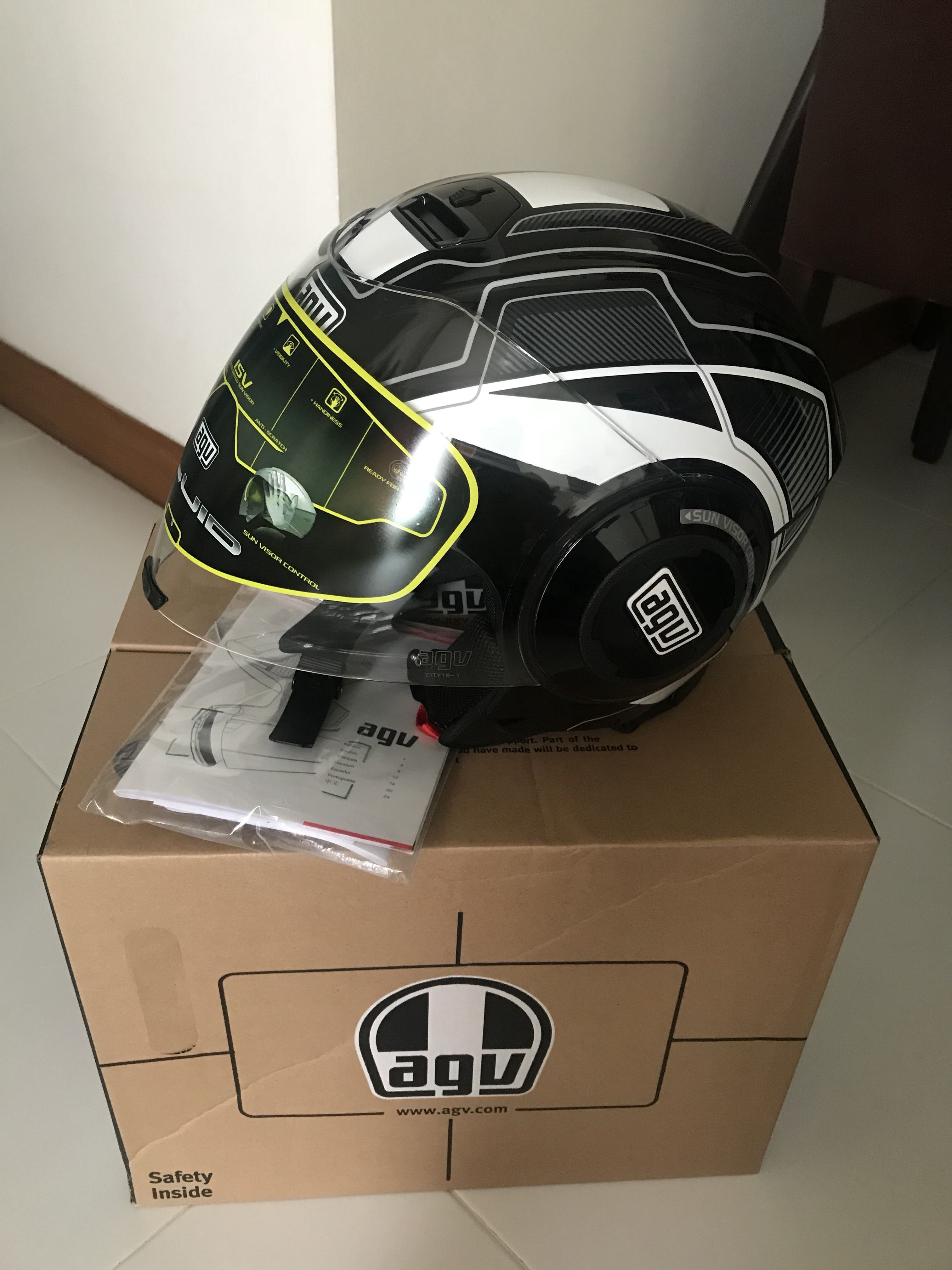 AGV Fluid Soho S size Brand New In Box Motorcycles Motorcycle