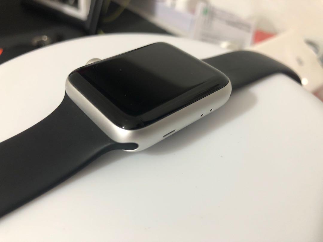 apple watch series 3 silver aluminium