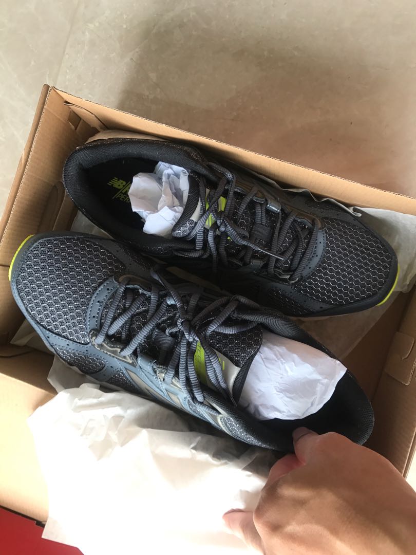 new balance army running shoes