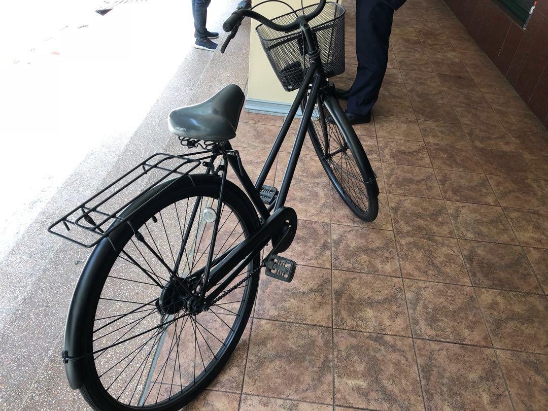 Black Japanese Bike w/ Basket (HELMET and LOCK INCLUDED), Sports