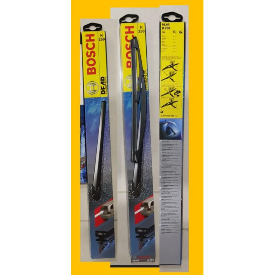 Honda Vezel HRV wipers (Bosch Advantage front and rear), Car