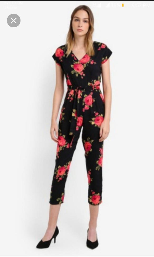 Buy DOROTHY PERKINS Women Black & White Floral Print Basic Jumpsuit -  Jumpsuit for Women 9694067 | Myntra