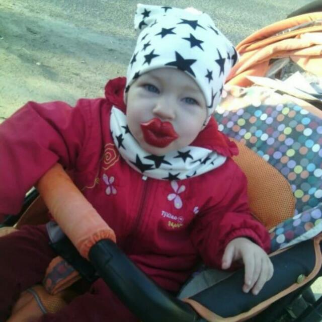 Empeng Bayi Lucu Sexy Bibir No 22 Bayi Anak Perawatan Makanan Anak Di Carousell