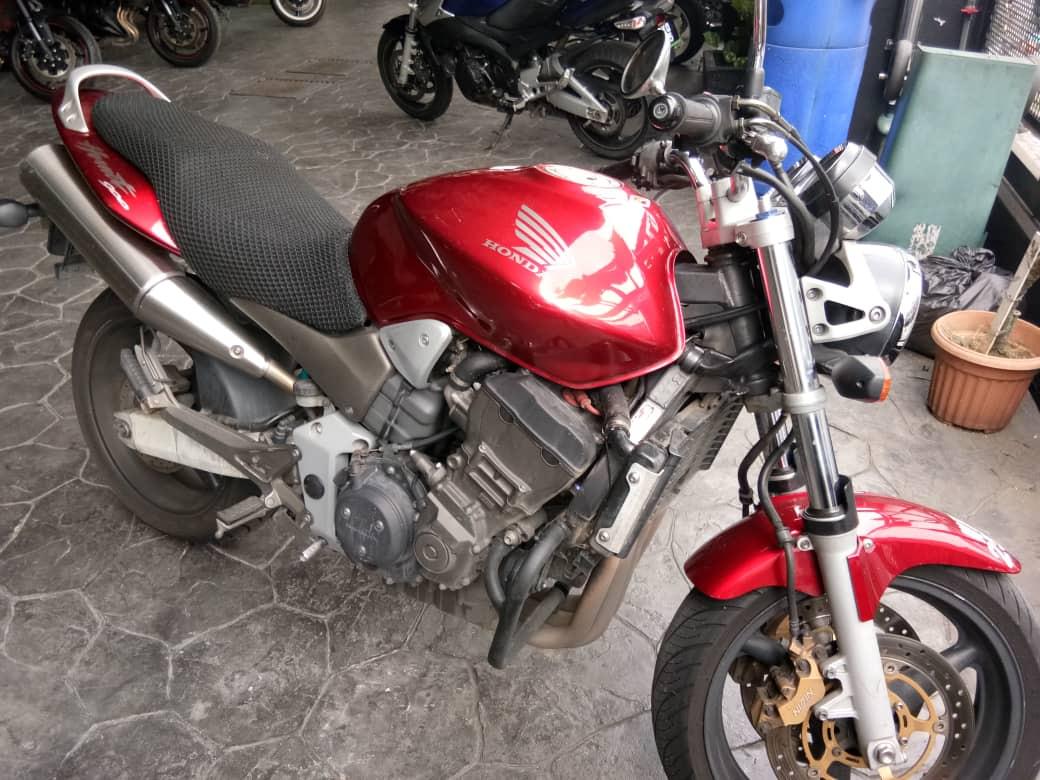 Honda hornet 900 for sale shop