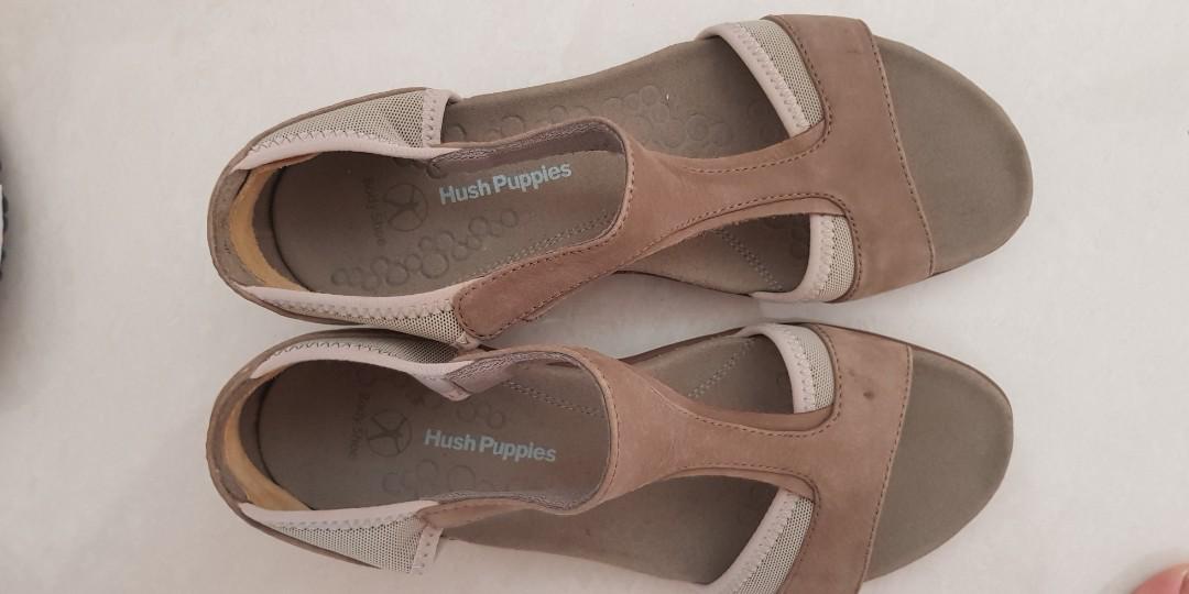 hush puppies body shoe sandals