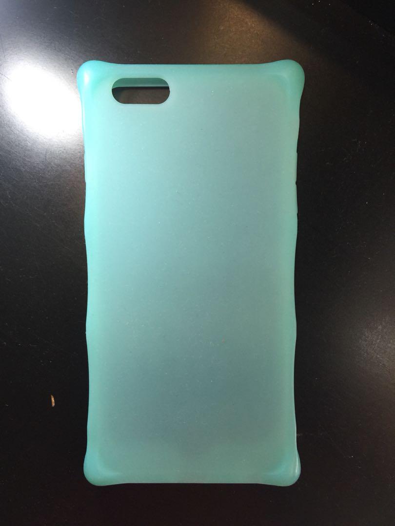 Iphone 6 Plus Case (Category: iPhone 6 Series) located in Las Pinas. Submitted by whoshotcupid (Listing ID 179551129, Image 3). Description: Get this two for only 150 php. No flaws excellent condition!.