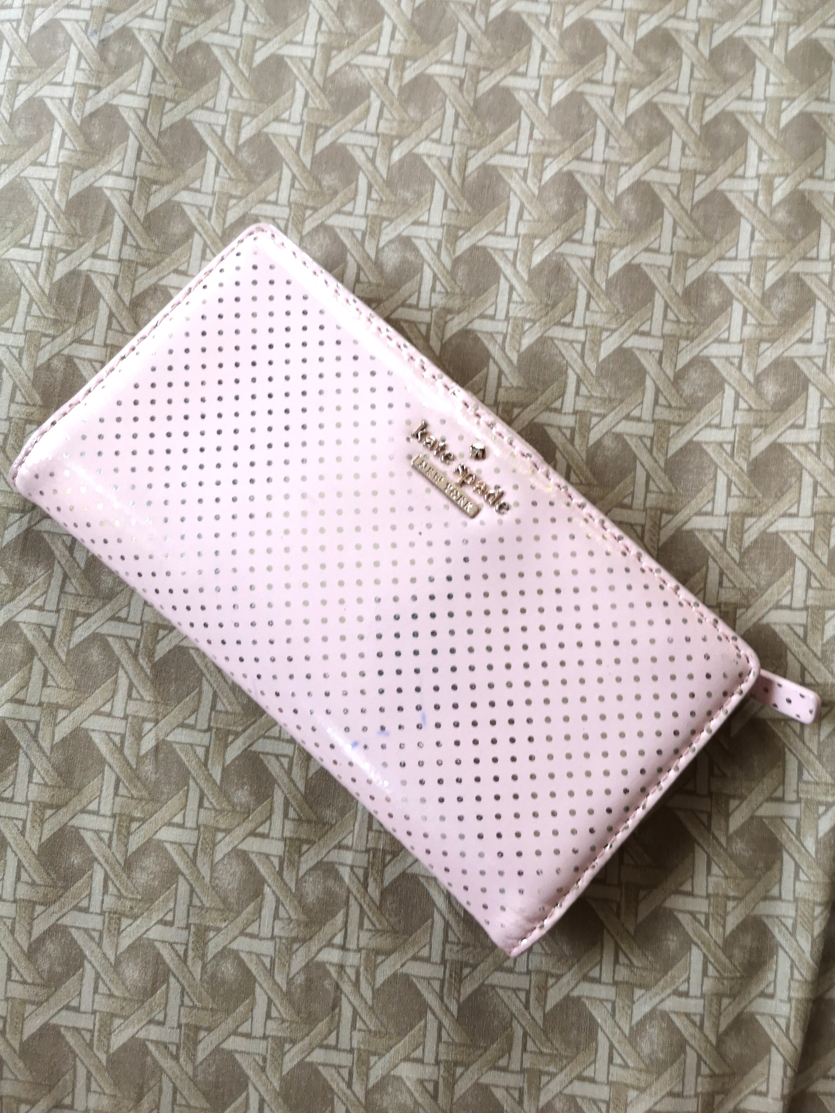 Kate spade pink polka dot sale wallet