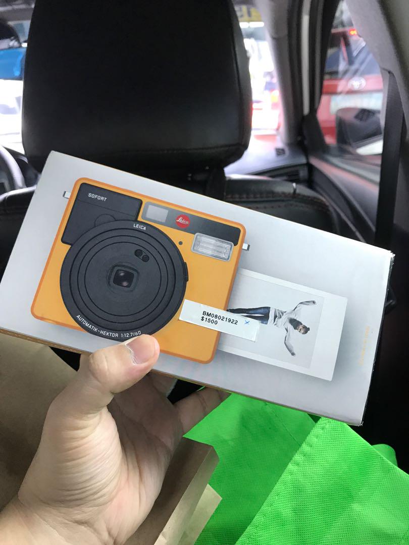 leica polaroid price