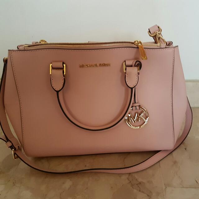 michael kors light pink handbag