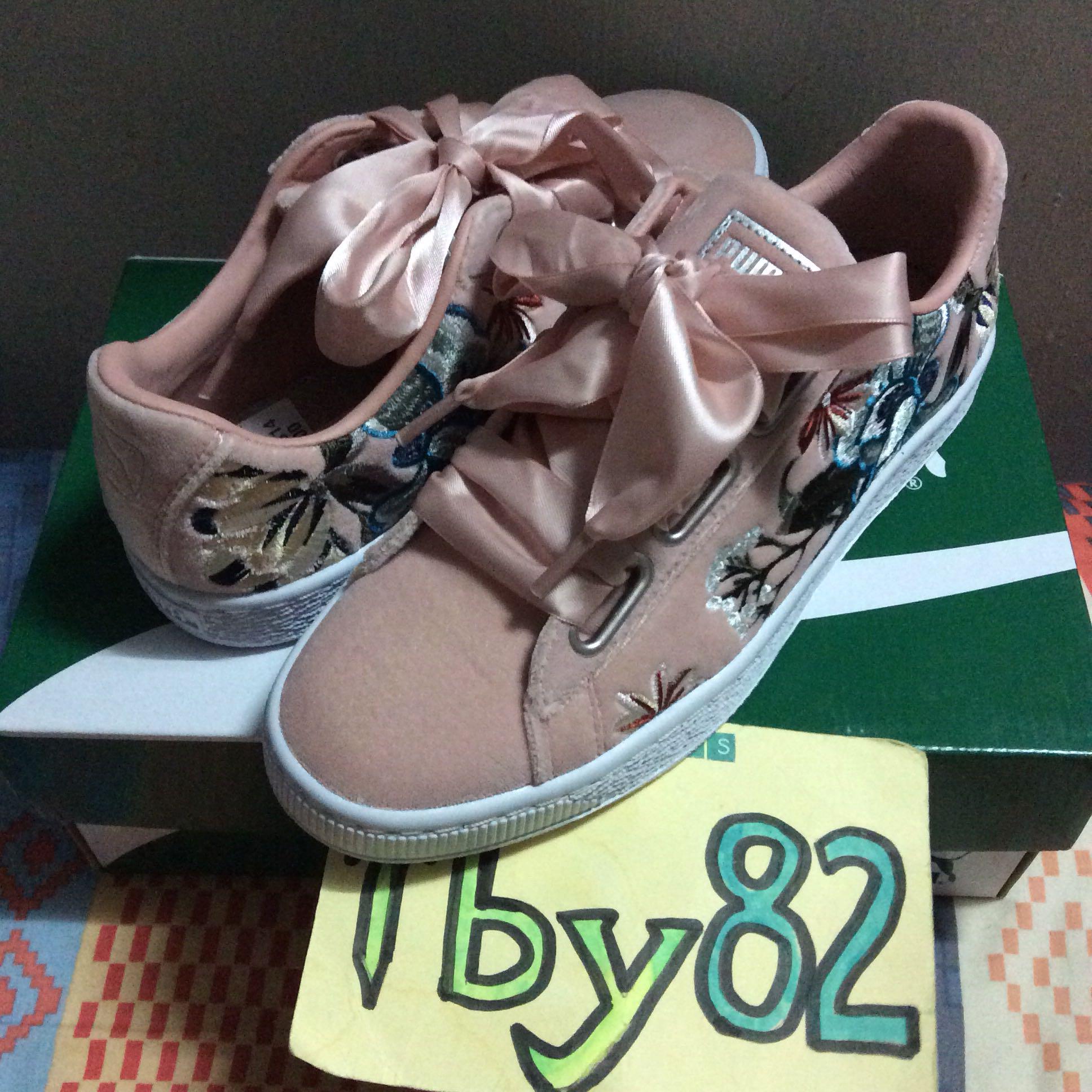 puma basket heart floral