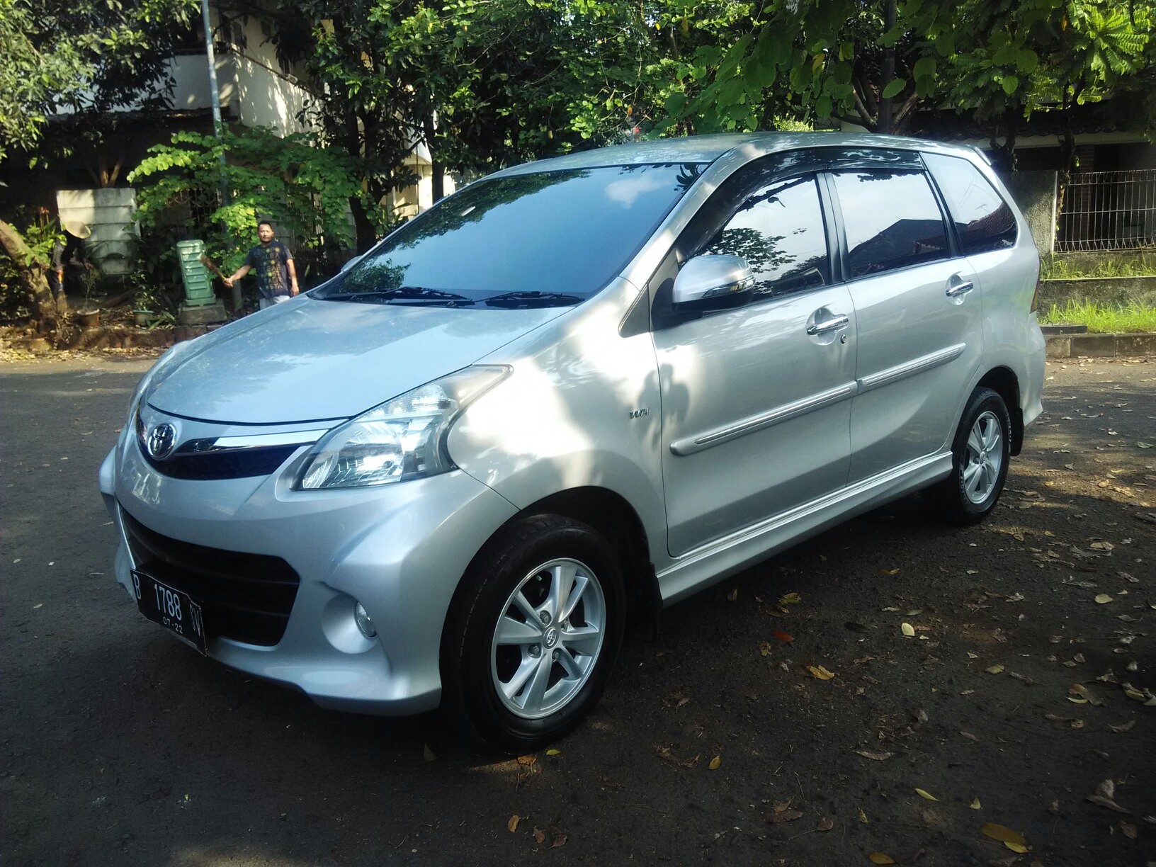 Avanza Veloz 15 Matic Thn 2012 Istimewa