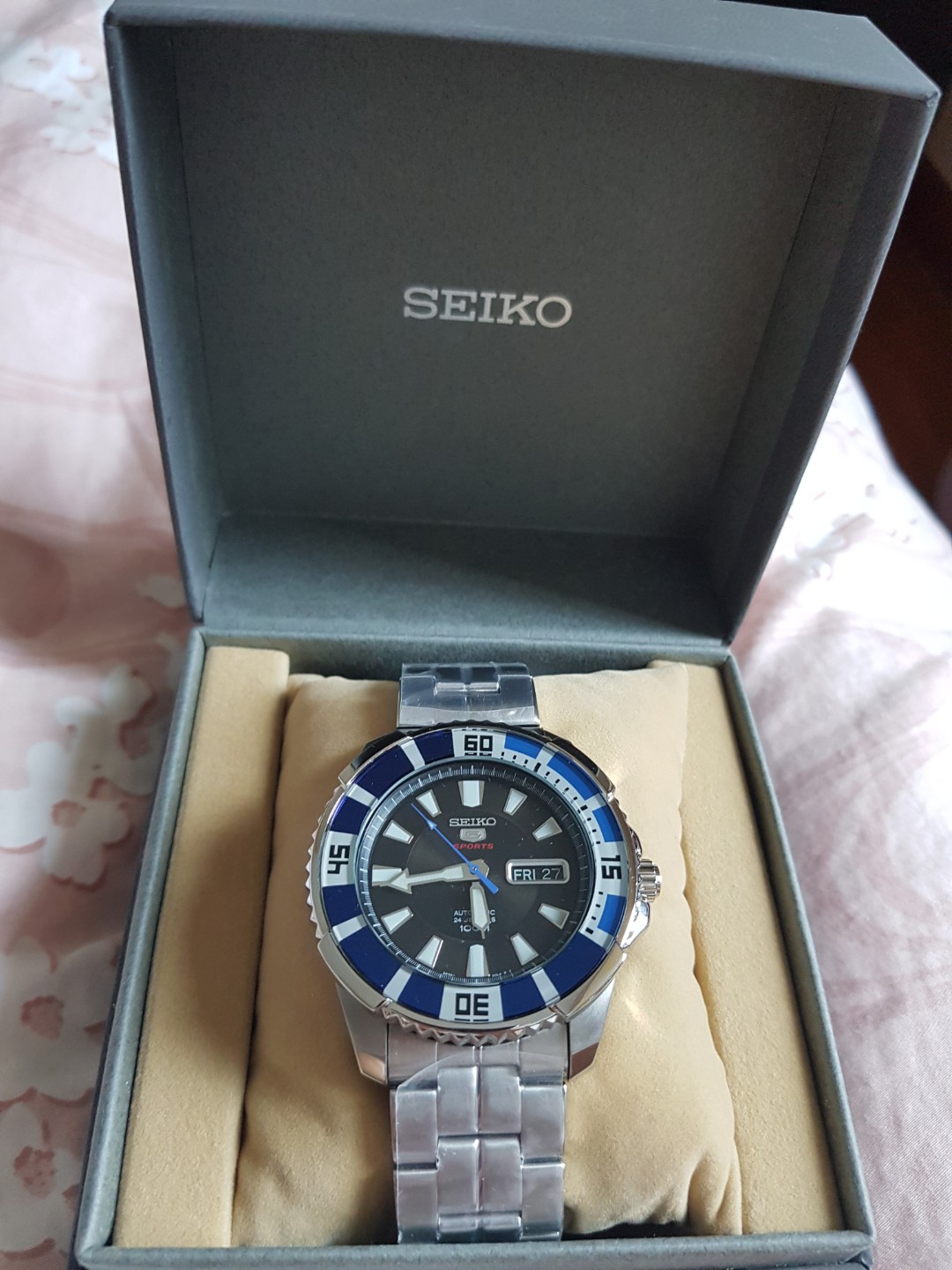 BNIB Seiko 4R36A Automatic Watch, Men's Fashion, Watches & Accessories,  Watches on Carousell