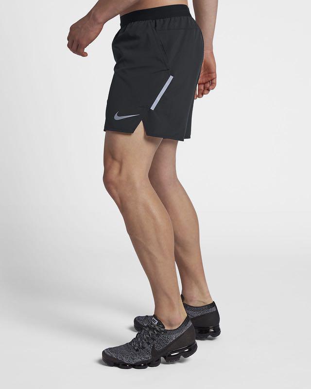 BNWT NIKE RUNNING FLEX DISTANCE 5 INCH SHORTS