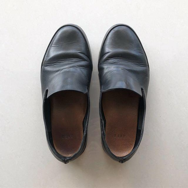 feit slippers