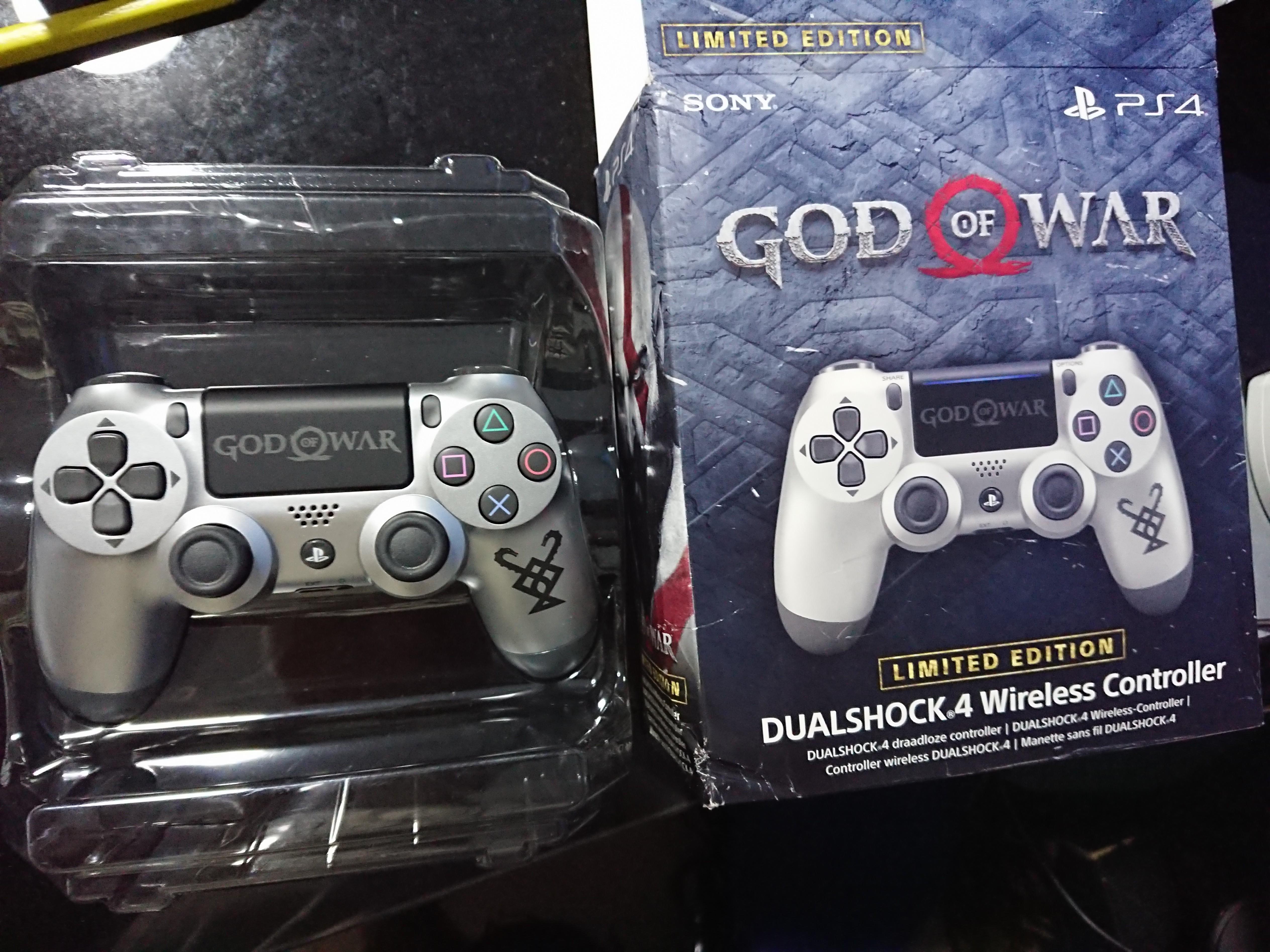 god of war limited edition ps4 controller